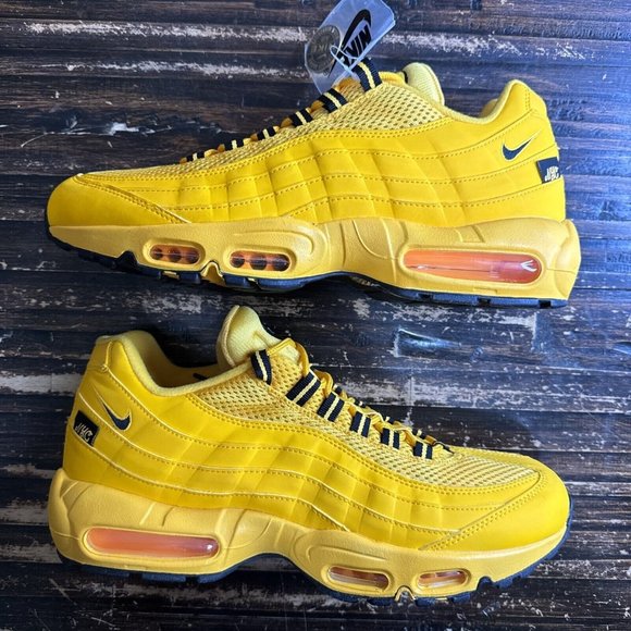 Nike Air Max 95 Taxi City Special NYC Yellow Gold Retro Men's 10.5 DH0143-700 - Picture 2 of 7
